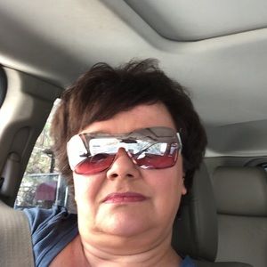 Meet your Posher, Cindy